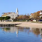 아파트 By The Sea Turanj, Biograd - 25010 투라니